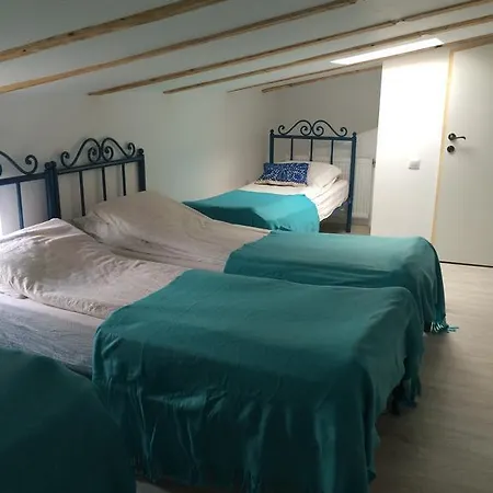 Hostel Retro