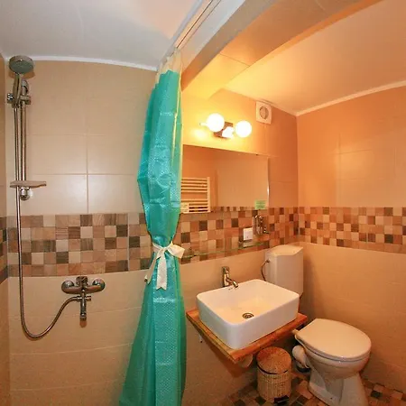 Retro אכסניה *